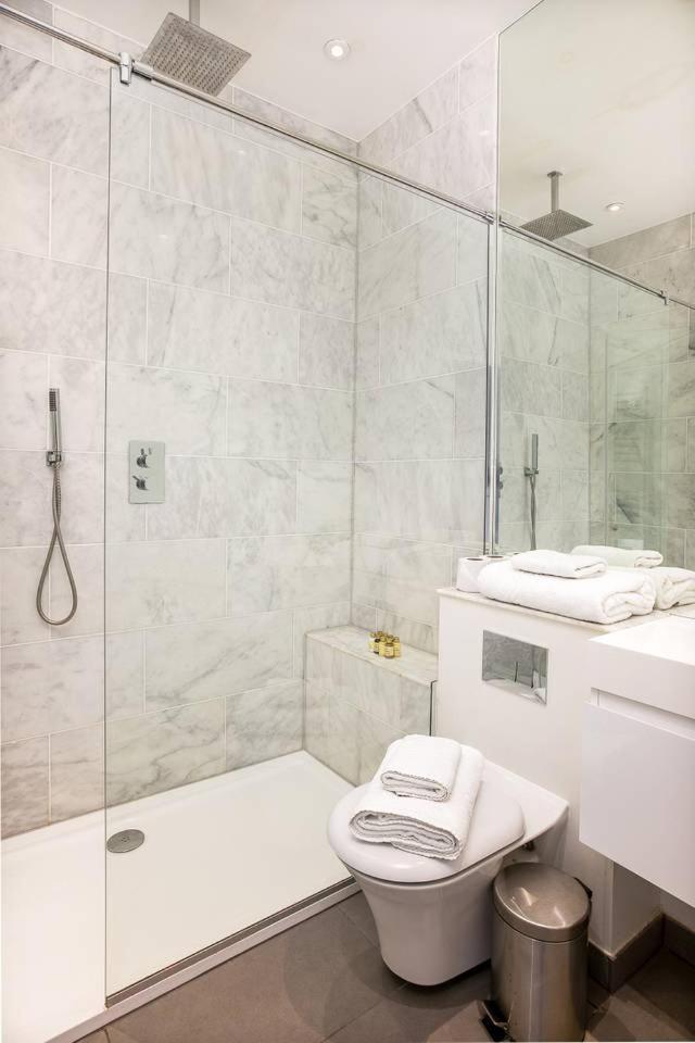 Guestready - West Kensington Home W/Balcony Londres Exterior foto